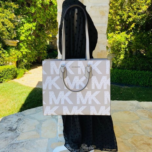 Michael Kors Large Everly  Tote&wallet set signature BNWT White grey - Picture 13 of 16